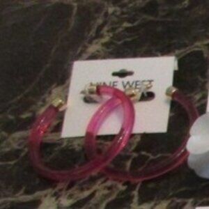 NINE WEST Retro 1980's Inspired Gold Transparent Hot Pink Resin Hoop Earrings